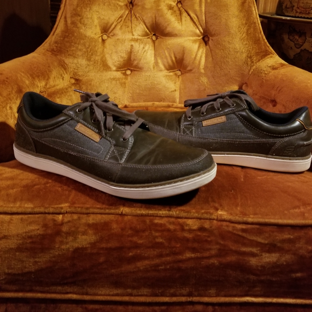 Skechers air cooled memory foam